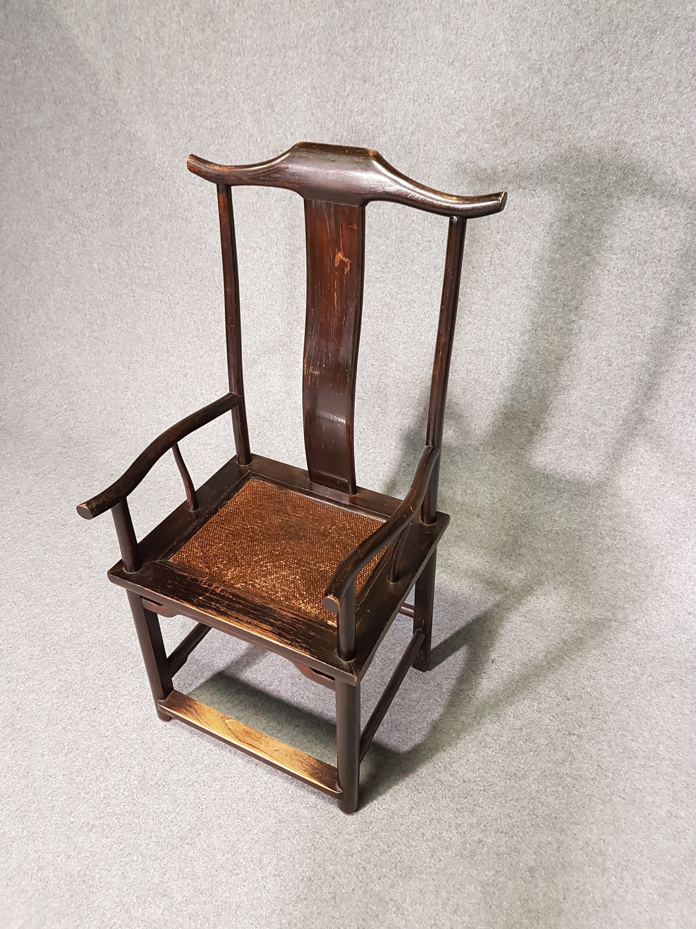 6 x Vintage Oriental Asian Chinese Brown Tallback Yokeback Side Chairs. 2 x armchair / 4 x without armrest.