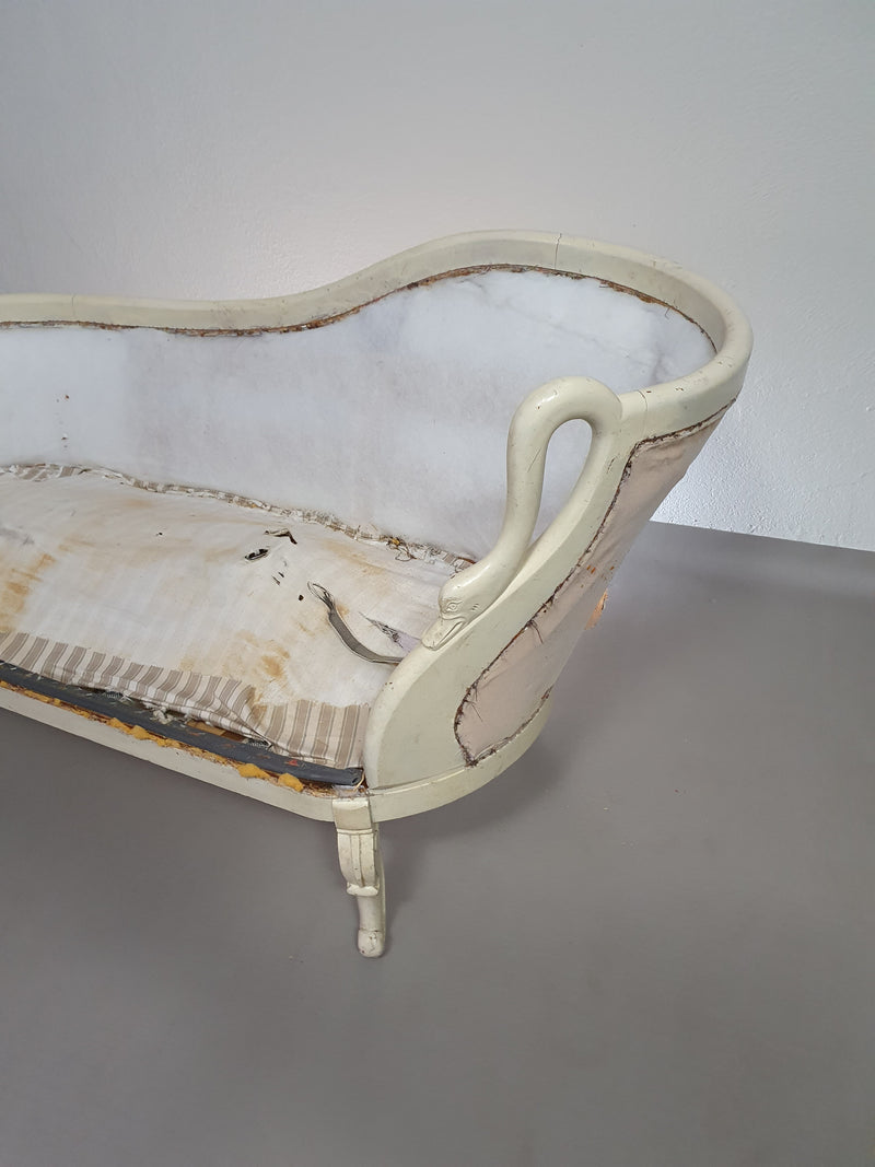 Beautiful old Art Noveau , unfinished Frenche canapé / chaise longue with gooseneck armrests