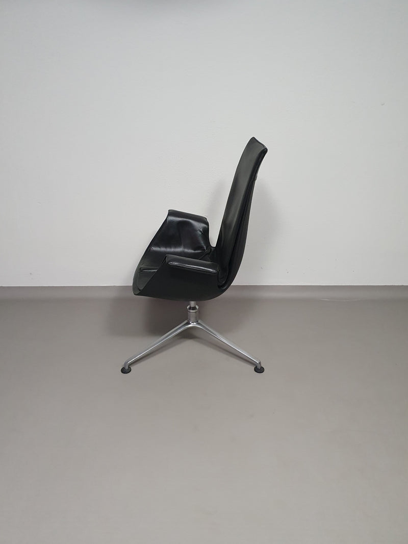 3 x high back Fabricius tulip chair for Kill International