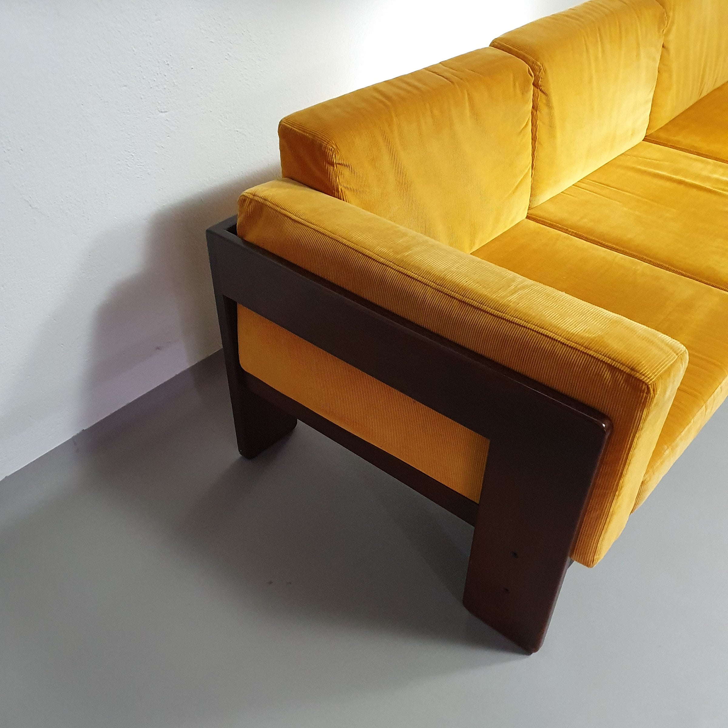 3 Seater Bastiano Sofa by Afra & Tobia Scarpa for Gavina 60s / original Corduroy upholstery. Very good condition.