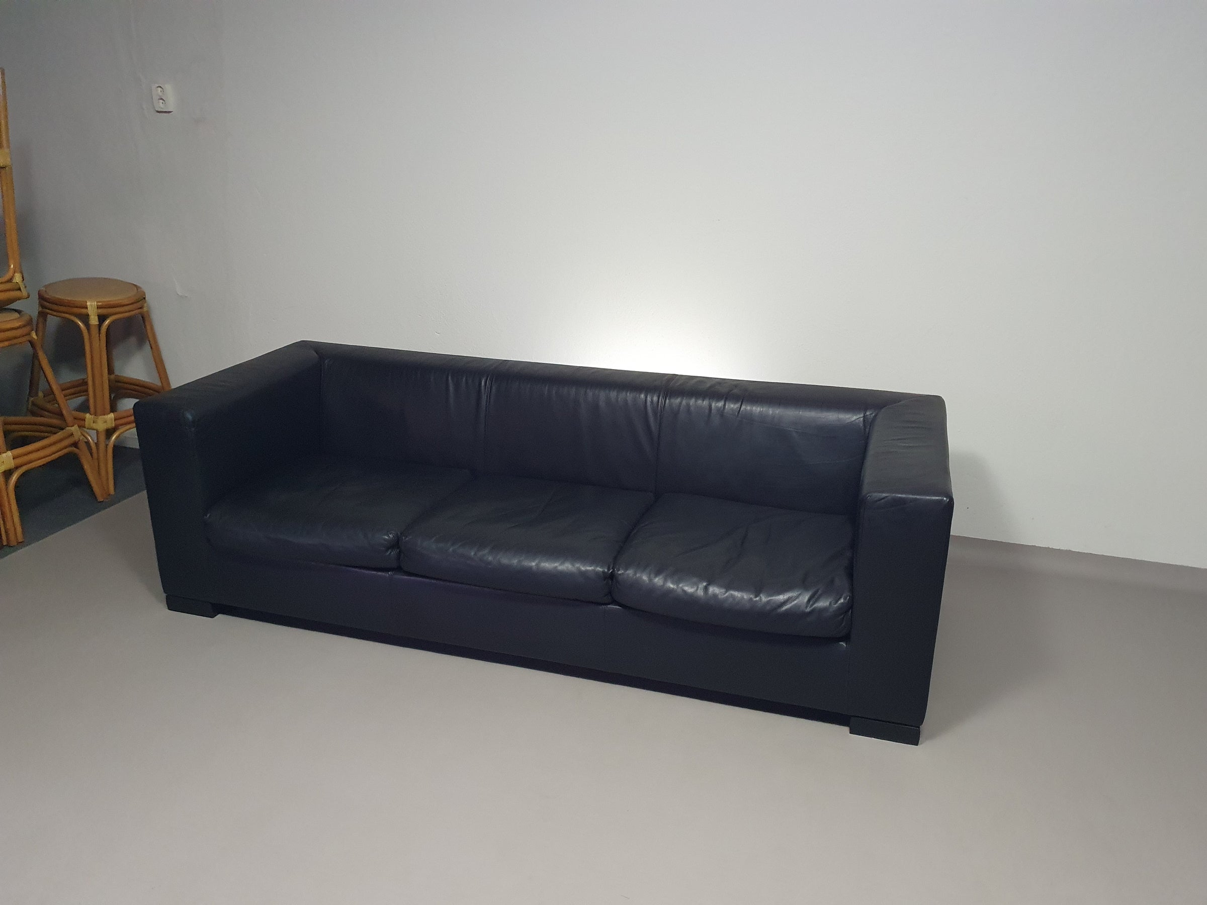 Camin Wittmann sofa black leather