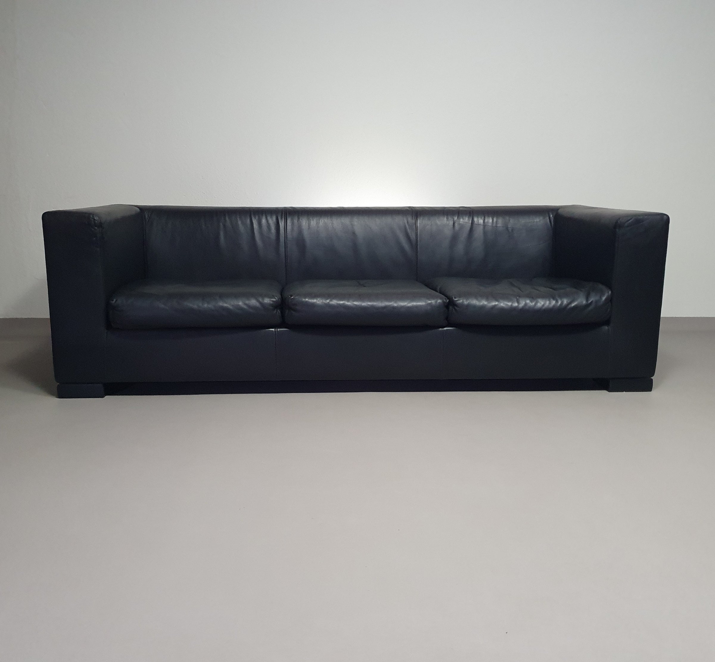 Camin Wittmann sofa black leather