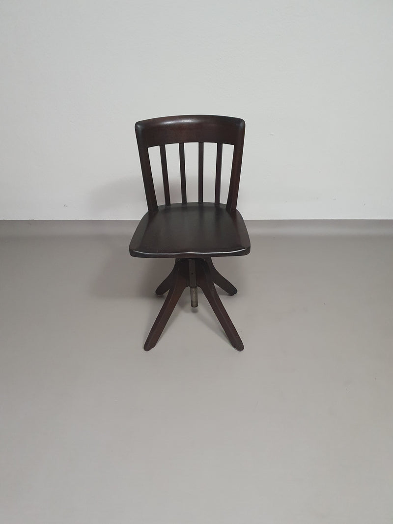 American office chair. Adjustable height 45 / 56 cm. Marked Rüegg Naegeli (Swiss)