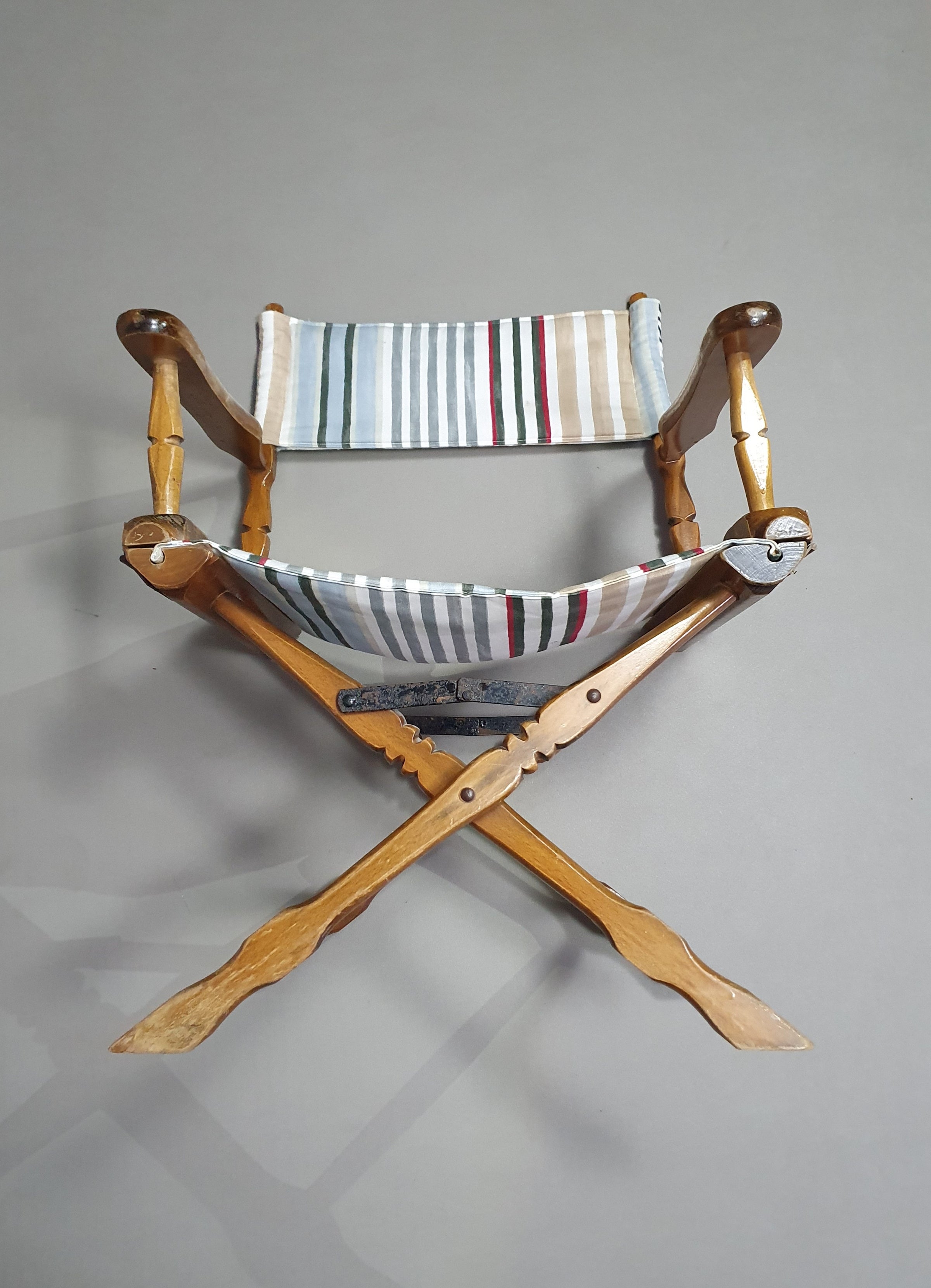 W.H. DEN OUDEN / VETUS ROTTERDAM
FOLDABLE DECK CHAIR / MODEL PRODUCER