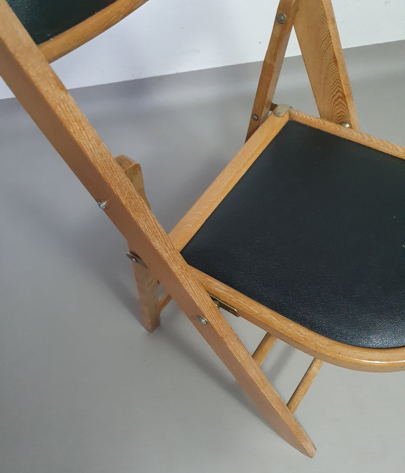 Vintage midcentury folding chair