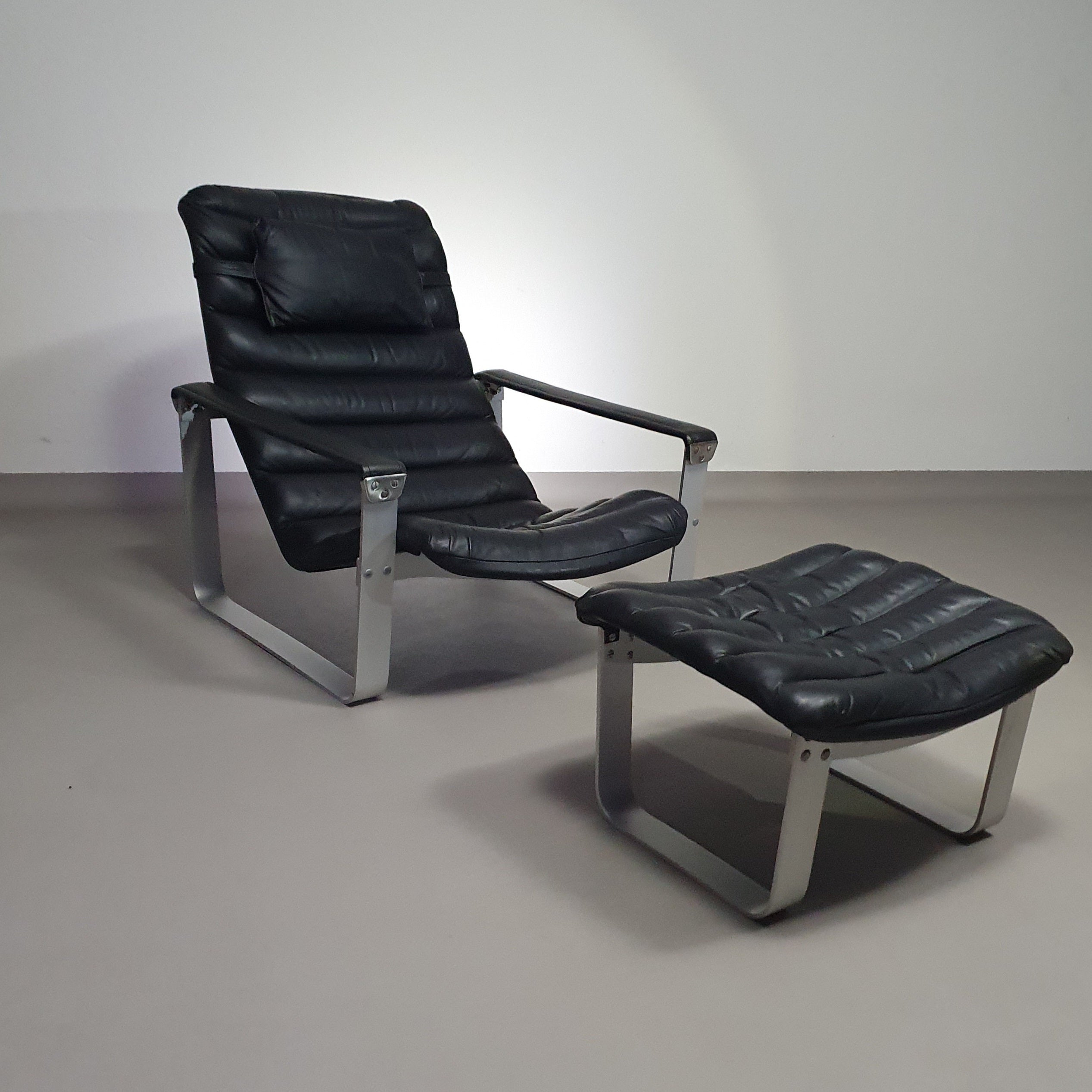 Pulkka lounge chair sale