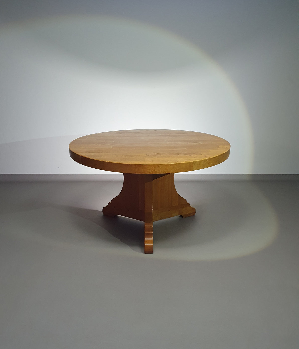 Blonde oakwood brutalist dining table 1970's