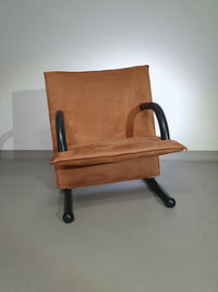 2 x Designed by Burkhard Vogtherr. Manufactured by Arflex in Italy. Post-Modern ’T-Line’ armchair
