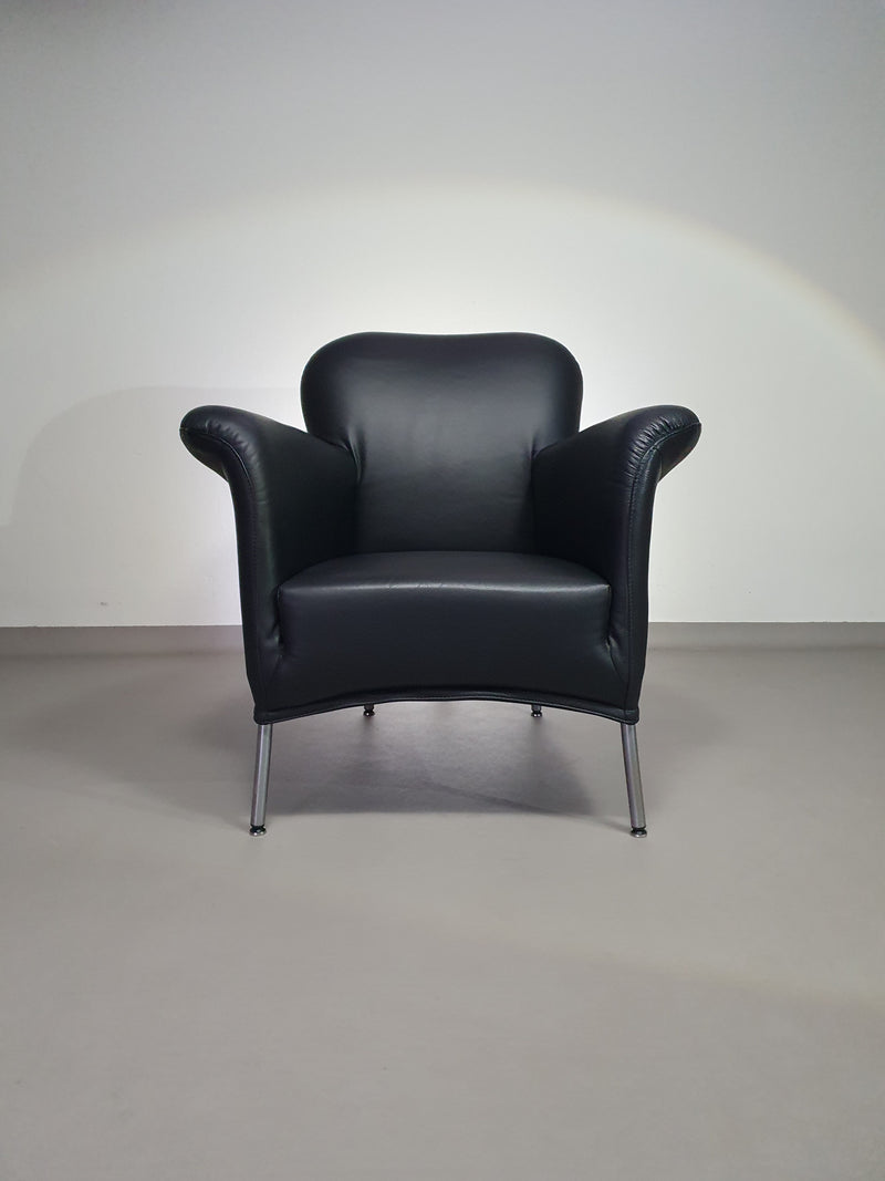 3 x rare Fauteuil/ model Turn /black leather / Bert Plantagie in mint condition.