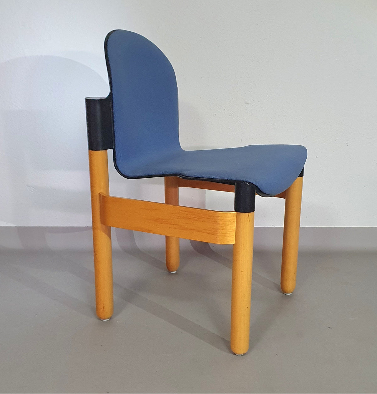 17 x Thonet Flex 2000 by Gerd Lange