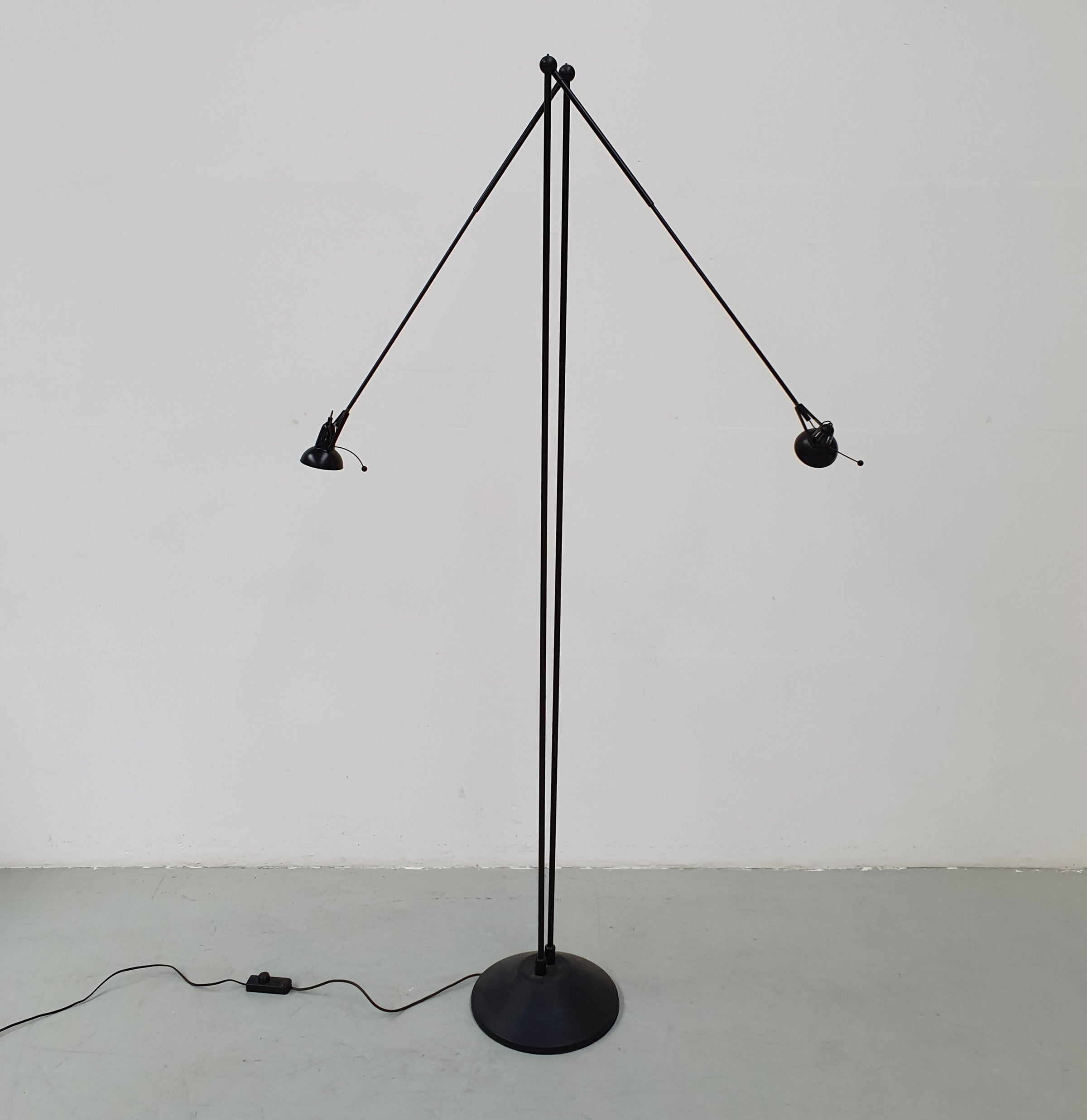 Large halogeen 80's Luxo floor lamp