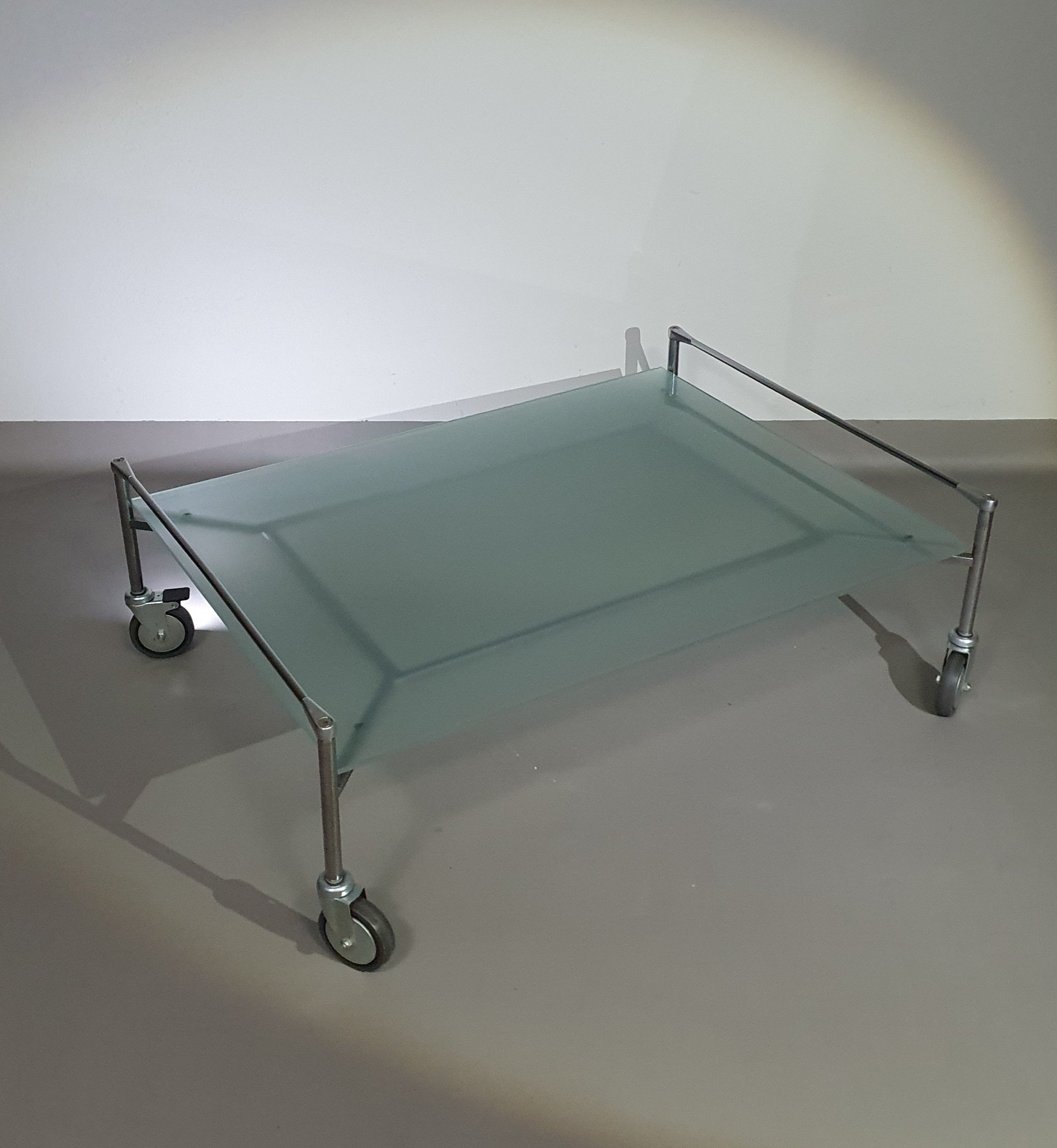 Driade Free Man 2 Glass Table

By M. Zanuso