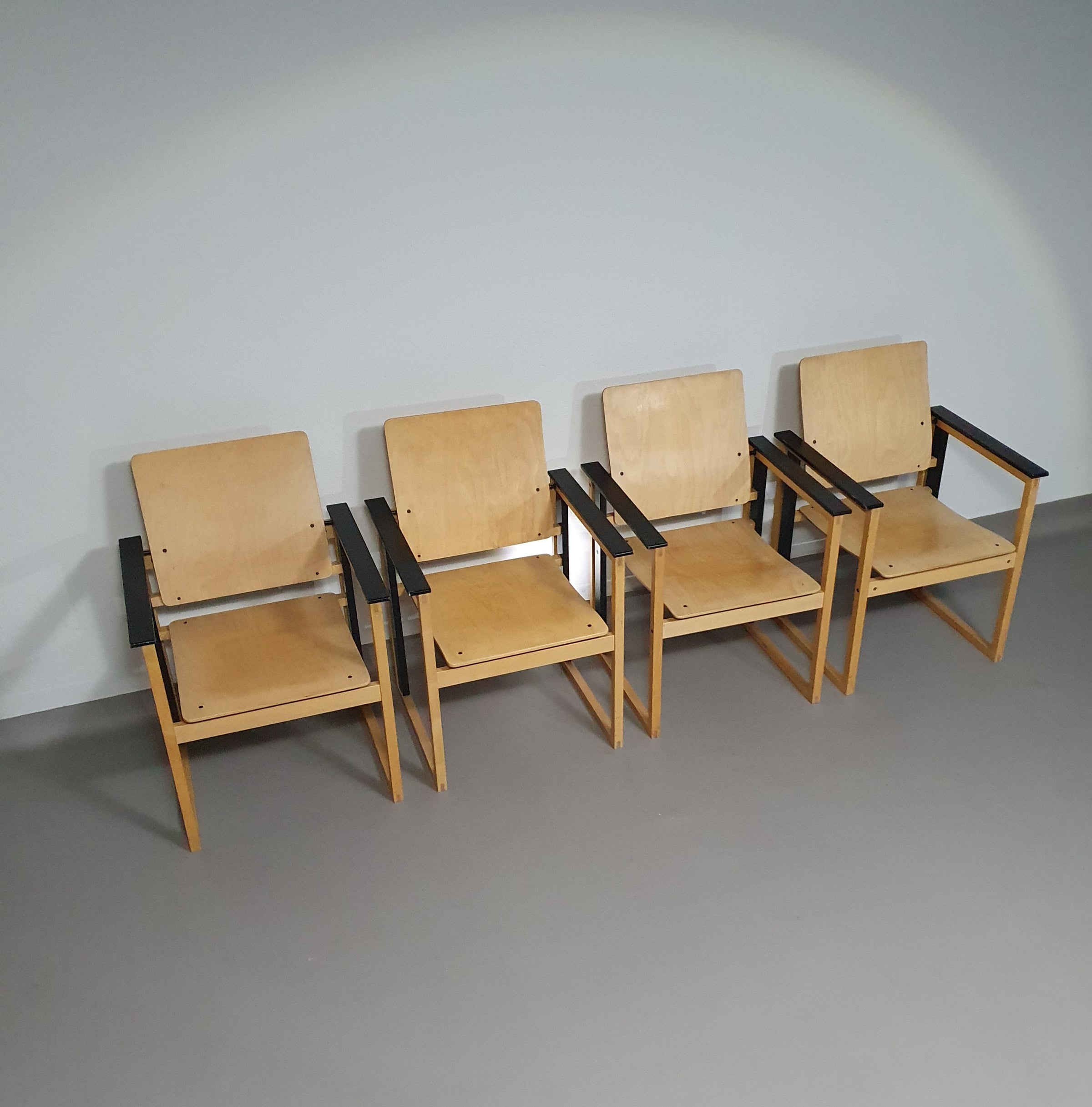 Extremely rare Finnish dining set by Simo Heikkilä / Pentik. 1980s