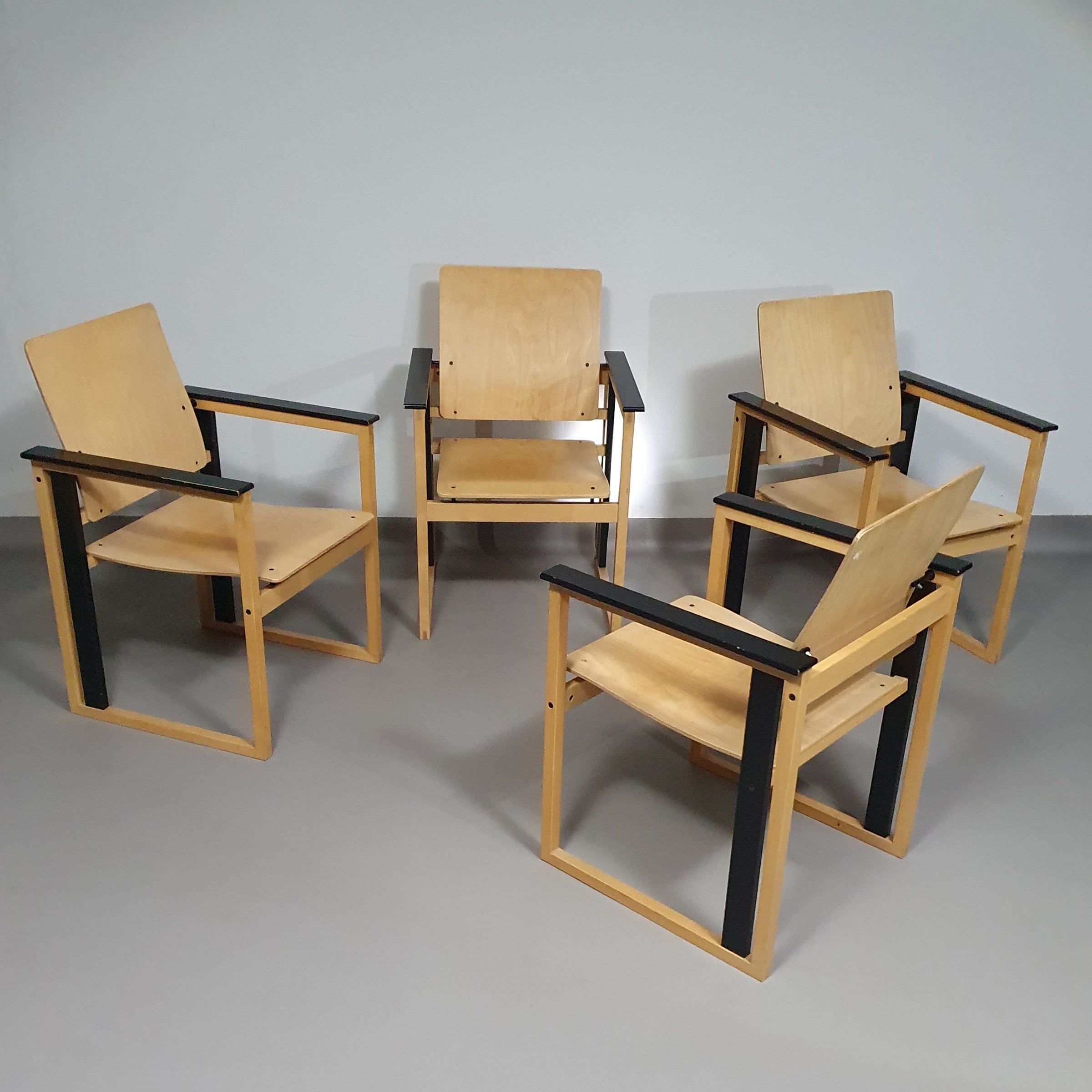 Extremely rare Finnish dining set by Simo Heikkilä / Pentik. 1980s