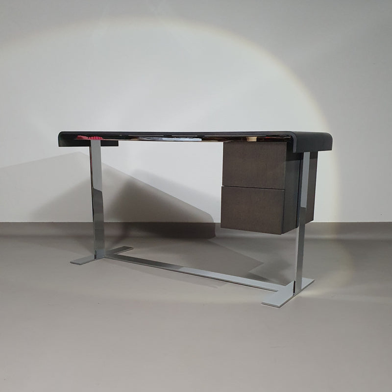 Eileen designed by Antonio Citterio for B&B Italia is a desk