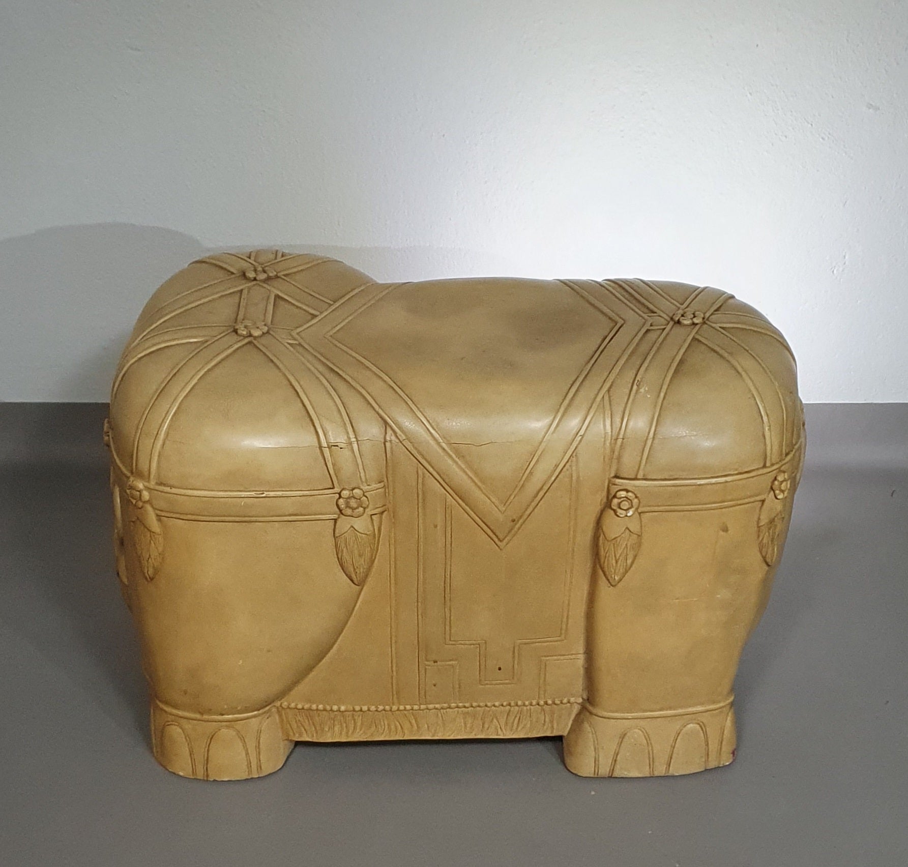 Decorative wood and resin elephant form table