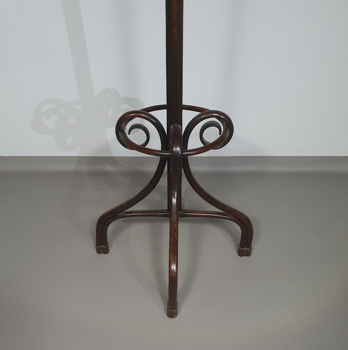 Thonet Hat and umbrella stand M.30