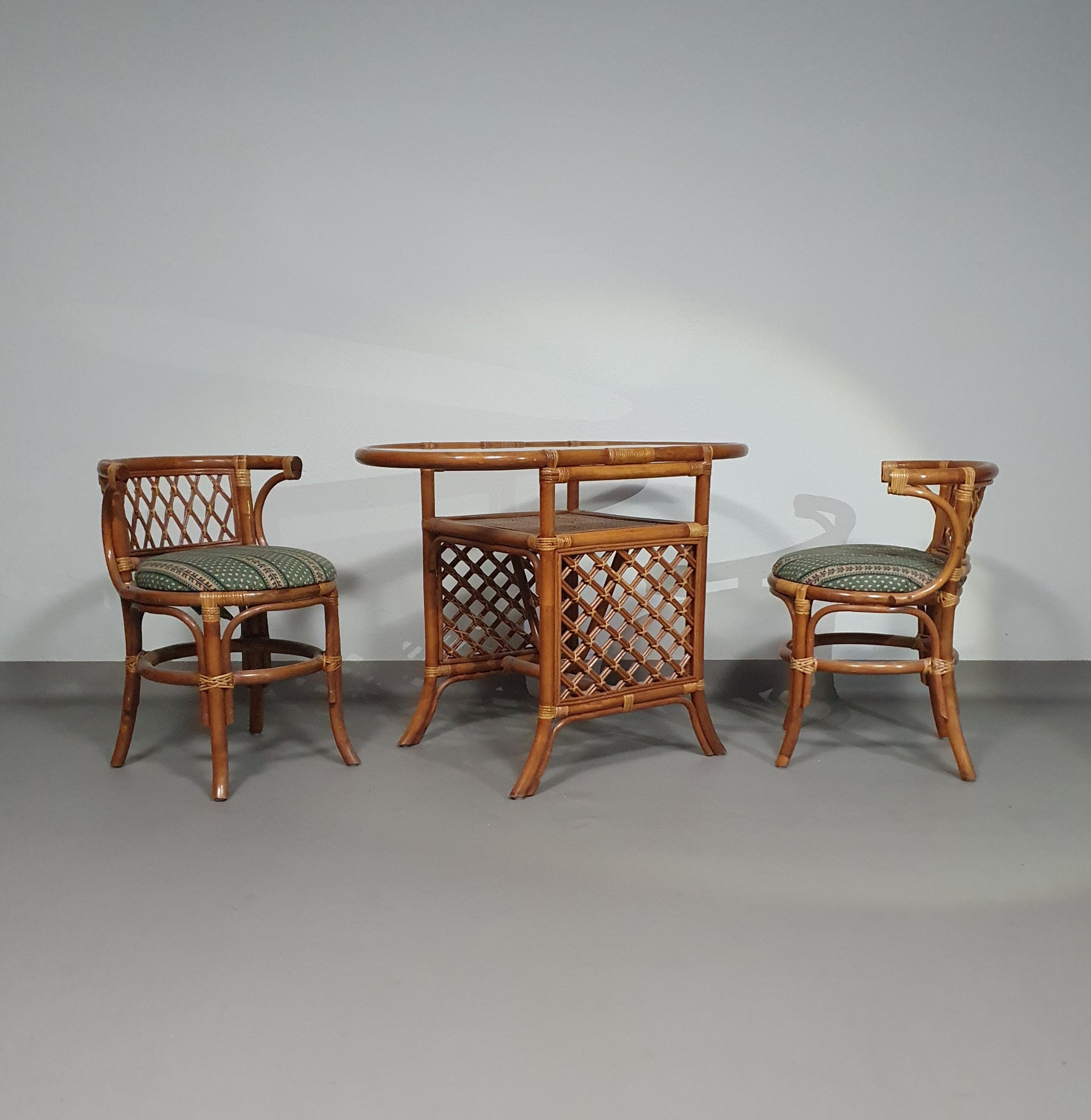 Rattan / bamboo Balcony side table / chairs set 1970s.