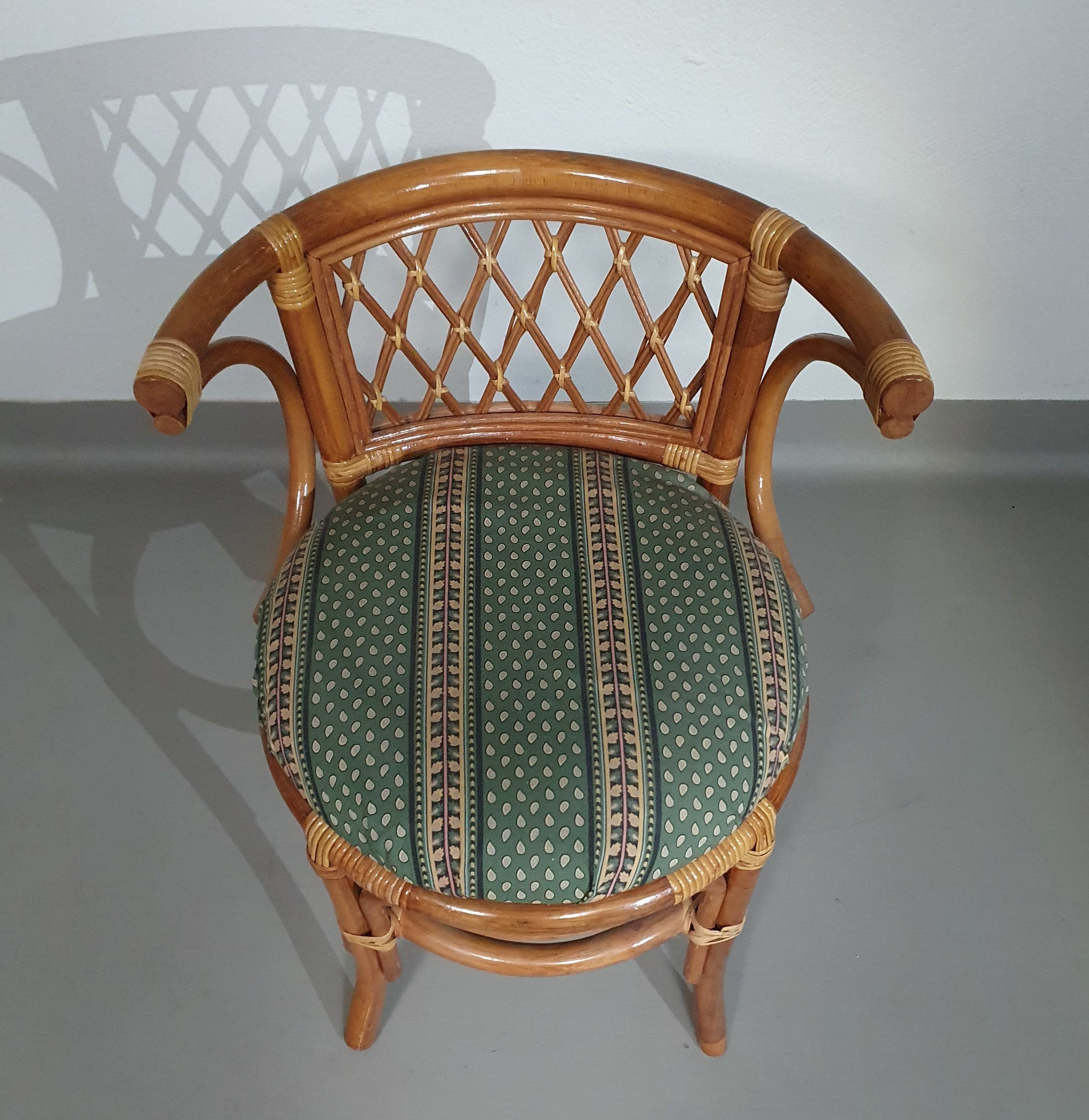 Rattan / bamboo Balcony side table / chairs set 1970s.