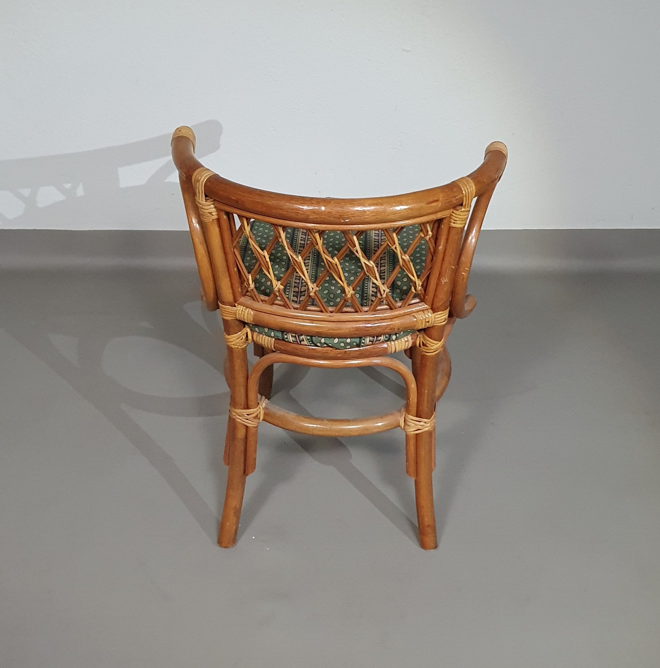 Rattan / bamboo Balcony side table / chairs set 1970s.