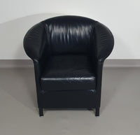 Aura chairs / black leather by Paolo Piva for Wittmann 1980