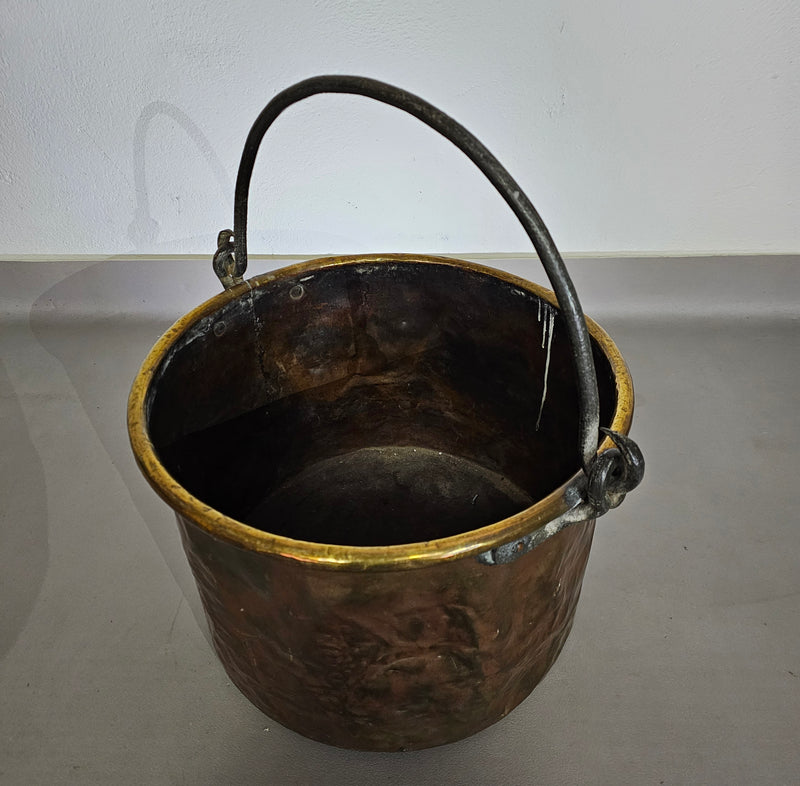 4 x fireplace bucket / price is for the set