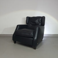 AMADEUS NATUZZI LOUNGE CHAIR / black leather