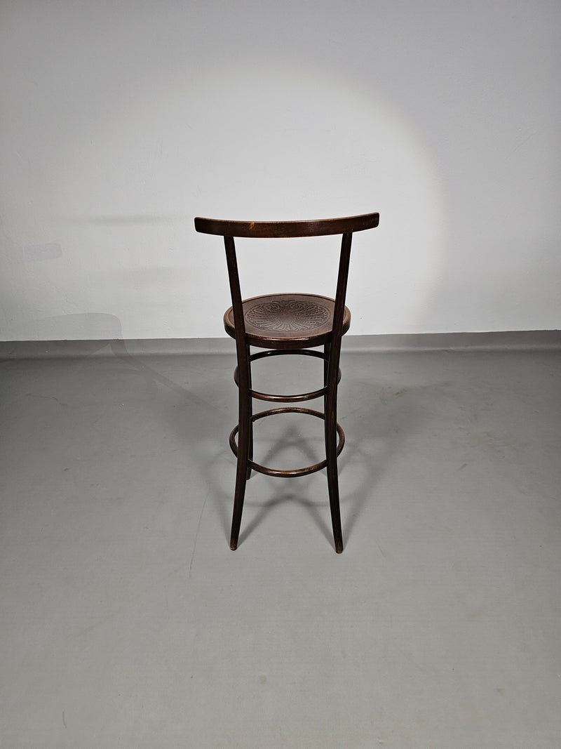 Thonet / Mundus marked / stool