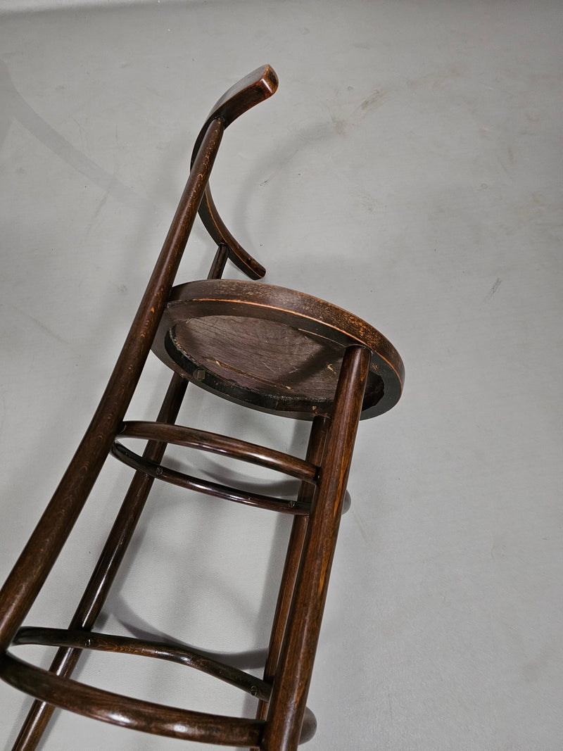 Thonet / Mundus marked / stool