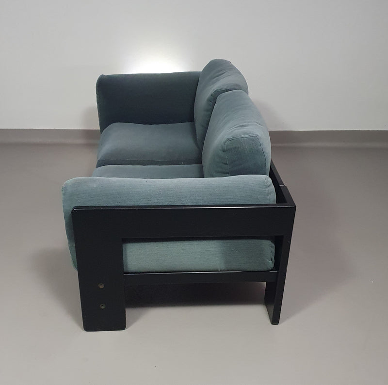 Two-seat sofa “Bastiano” from  Afra & Tobia Scarpa for Gavina, Italy 60s. Black solid wood frame and fabric cushions.