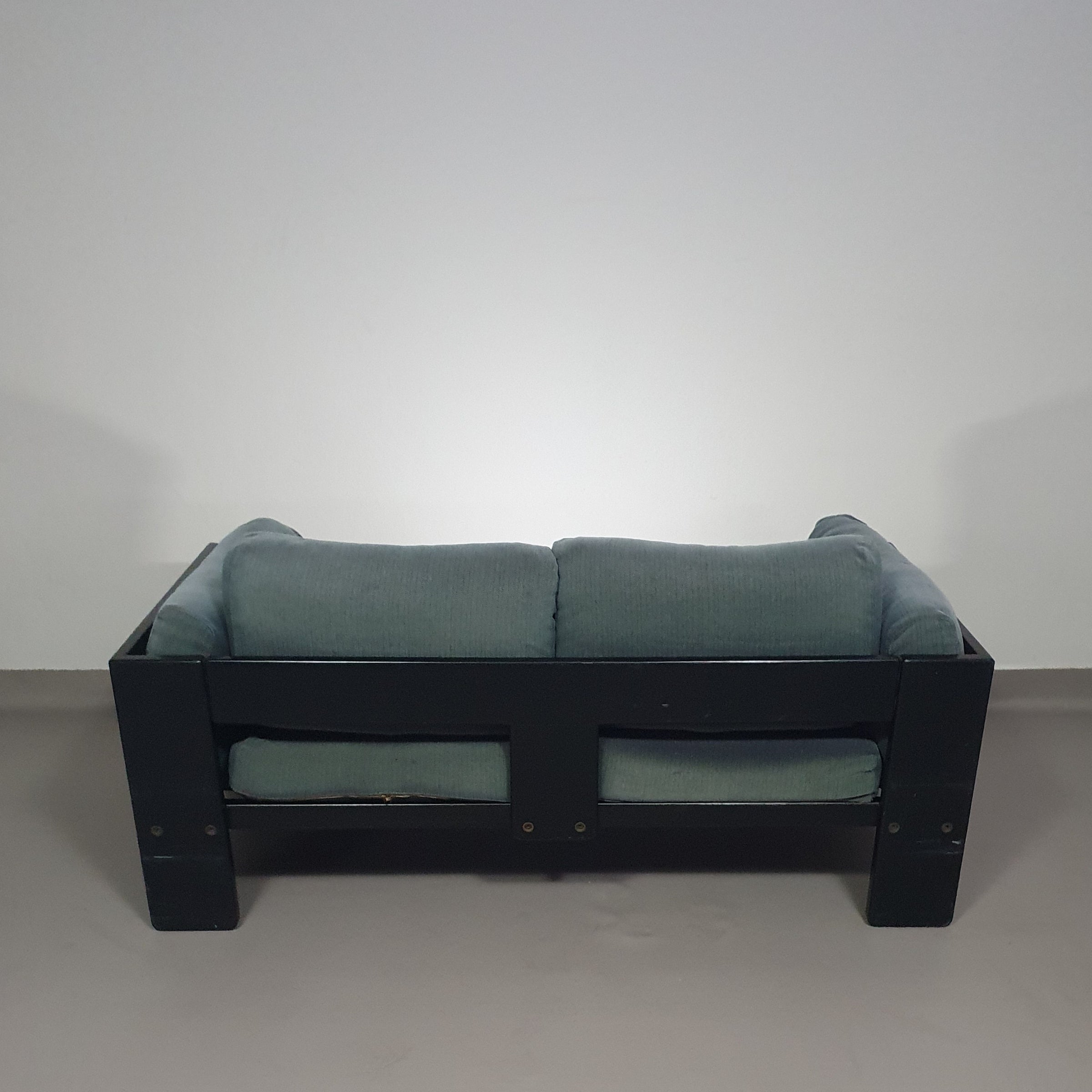 Two-seat sofa “Bastiano” from  Afra & Tobia Scarpa for Gavina, Italy 60s. Black solid wood frame and fabric cushions.