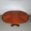 Extendable Art Deco dining table
1970s