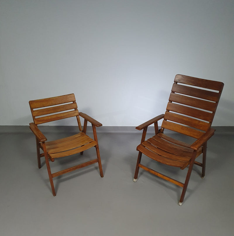 Mid-Century garden folding chairs. Set of 2. High back /  lowback