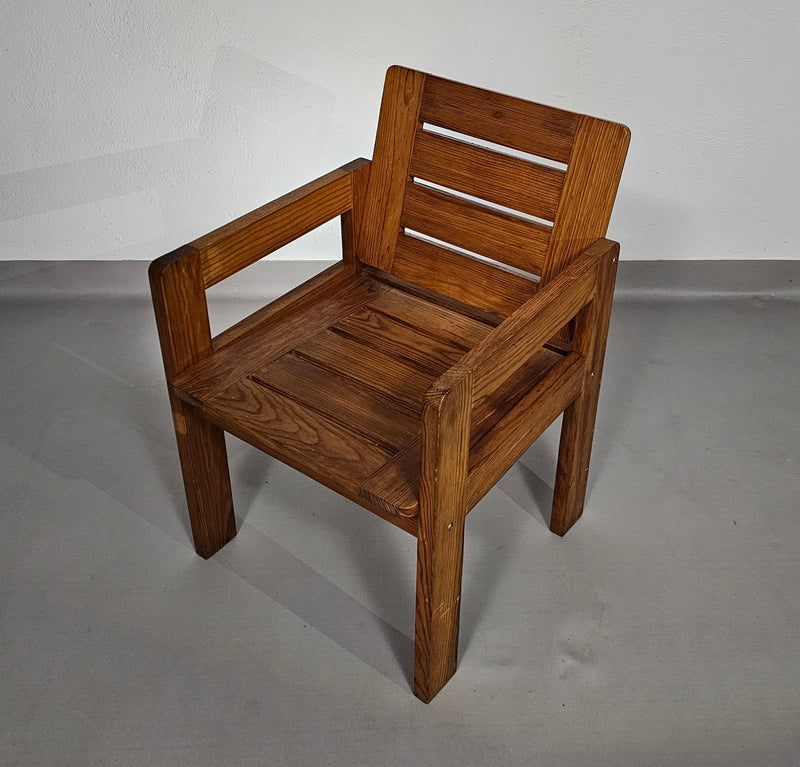 Pine wood chair 1970s with foldable seat.