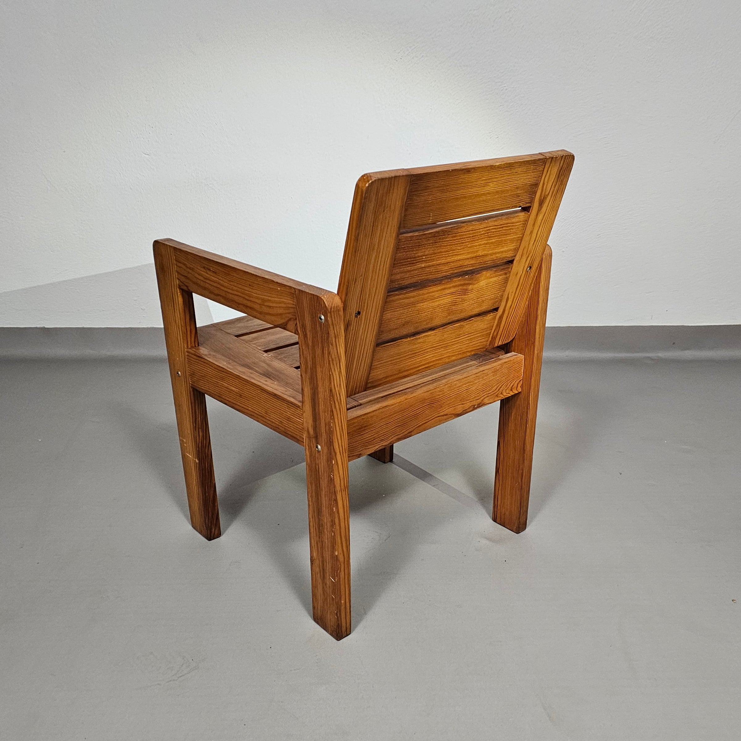 Pine wood chair 1970s with foldable seat.