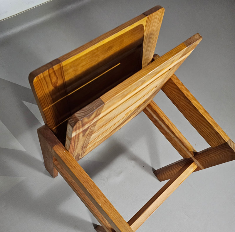 Pine wood chair 1970s with foldable seat.