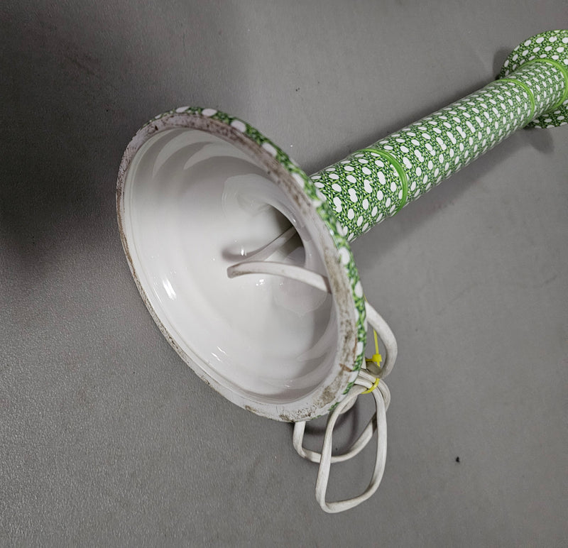 Ceramic glazed table lamp with green webbing pattren