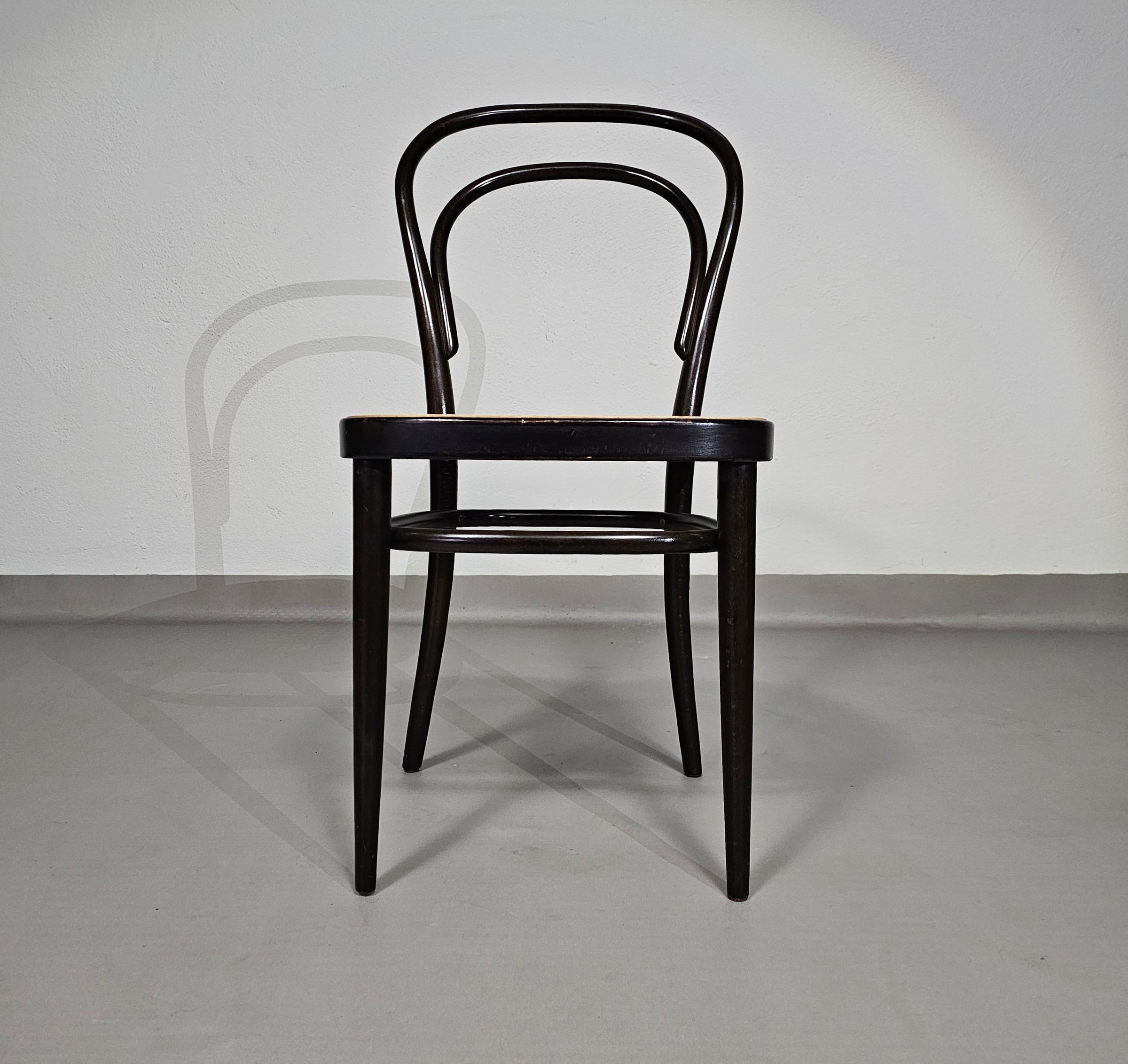 Michael Thonet 79 cafe chair / model 214 / cane