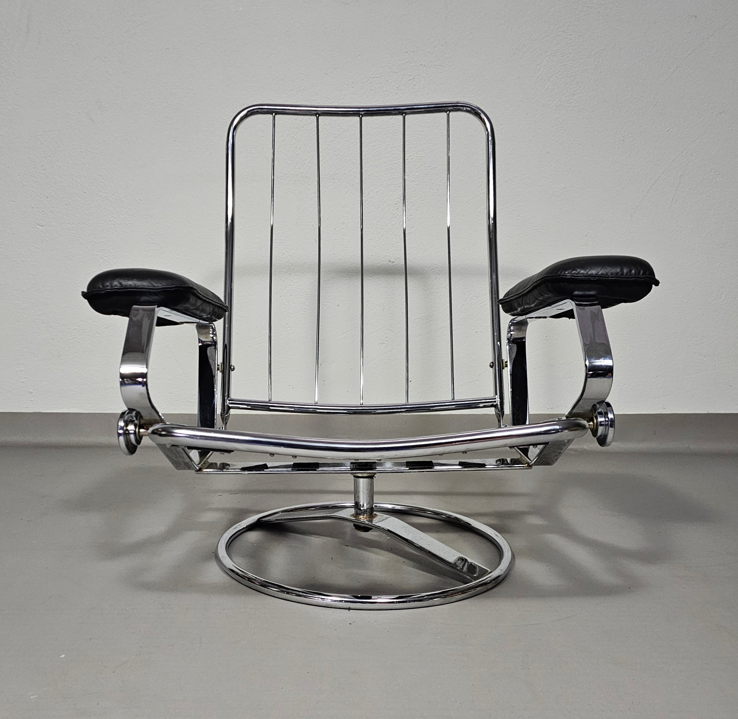 VERY RARE VINTAGE LEOLUX LOUNGE CHAIR, THE NETHERLANDS 1960S