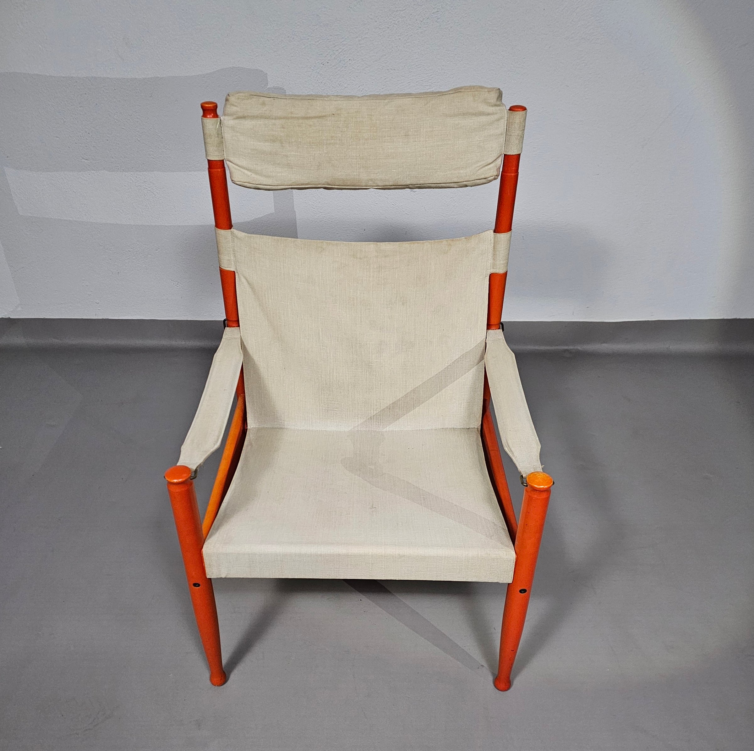 Safari lounge chair, model 30,  designed by Erik Worts and manufactured by Niels Eilersen, Denmark 1960.