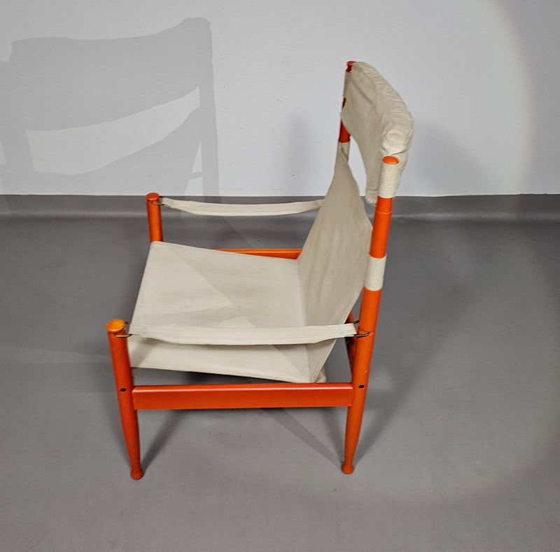 Safari lounge chair, model 30,  designed by Erik Worts and manufactured by Niels Eilersen, Denmark 1960.