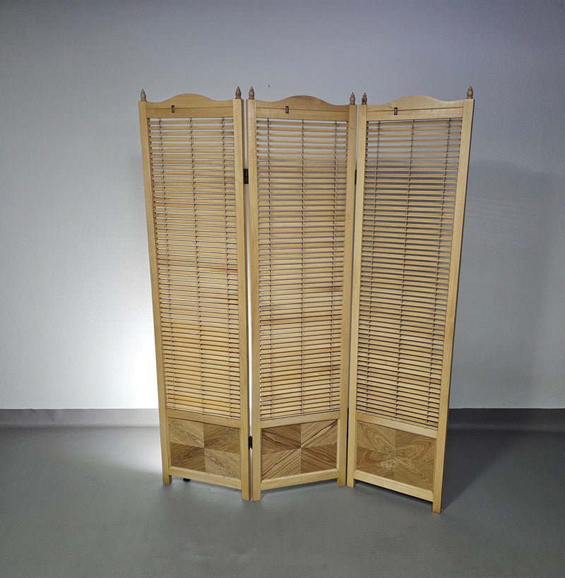 Room divider
French Blonde Beech Louvered Screen Room Divider, 1960s

Width 155

Height 185 cm