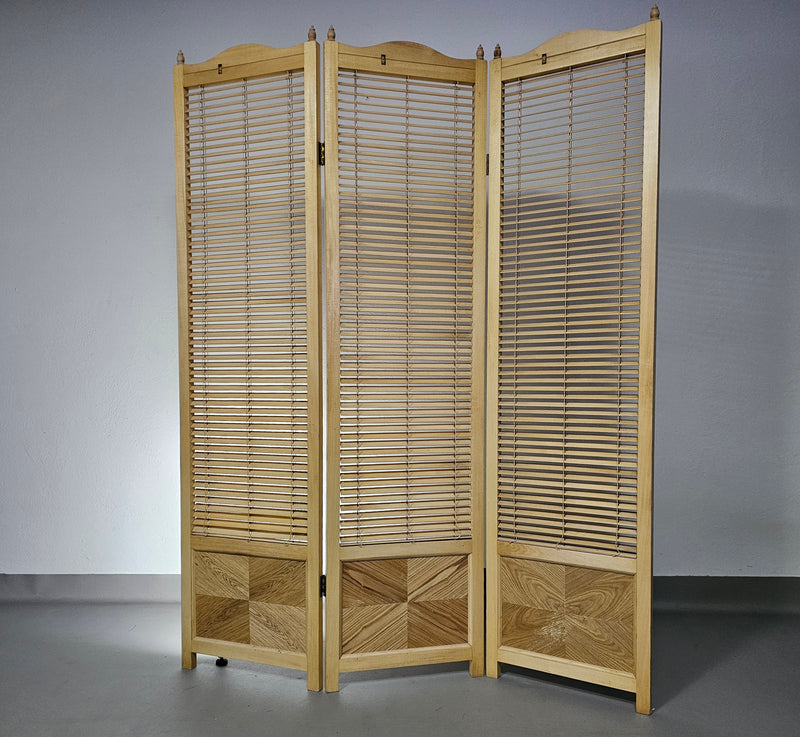 Room divider
French Blonde Beech Louvered Screen Room Divider, 1960s

Width 155

Height 185 cm