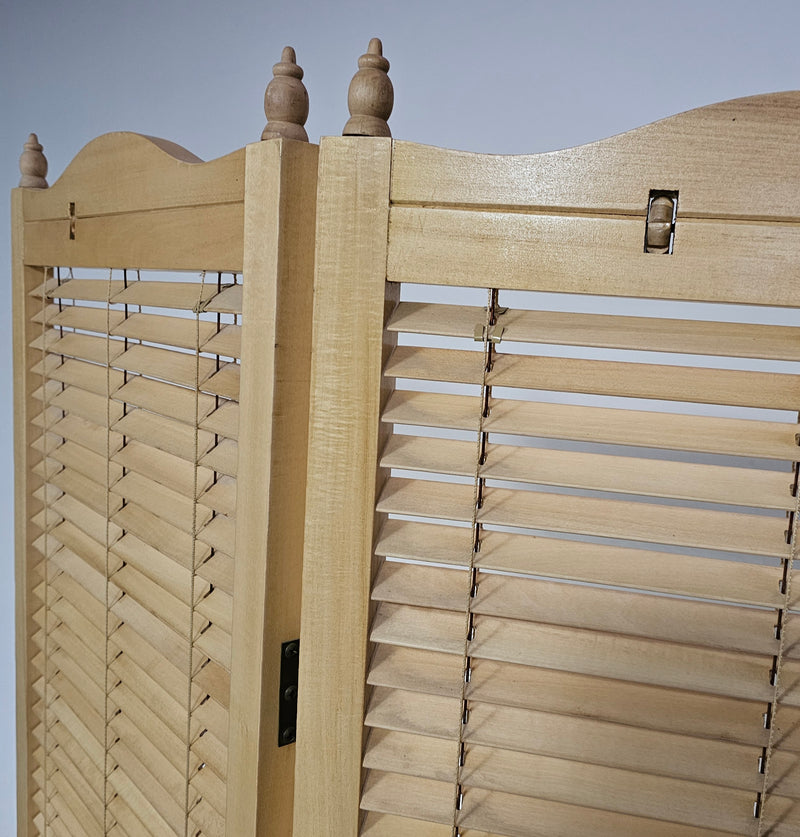 Room divider
French Blonde Beech Louvered Screen Room Divider, 1960s

Width 155

Height 185 cm