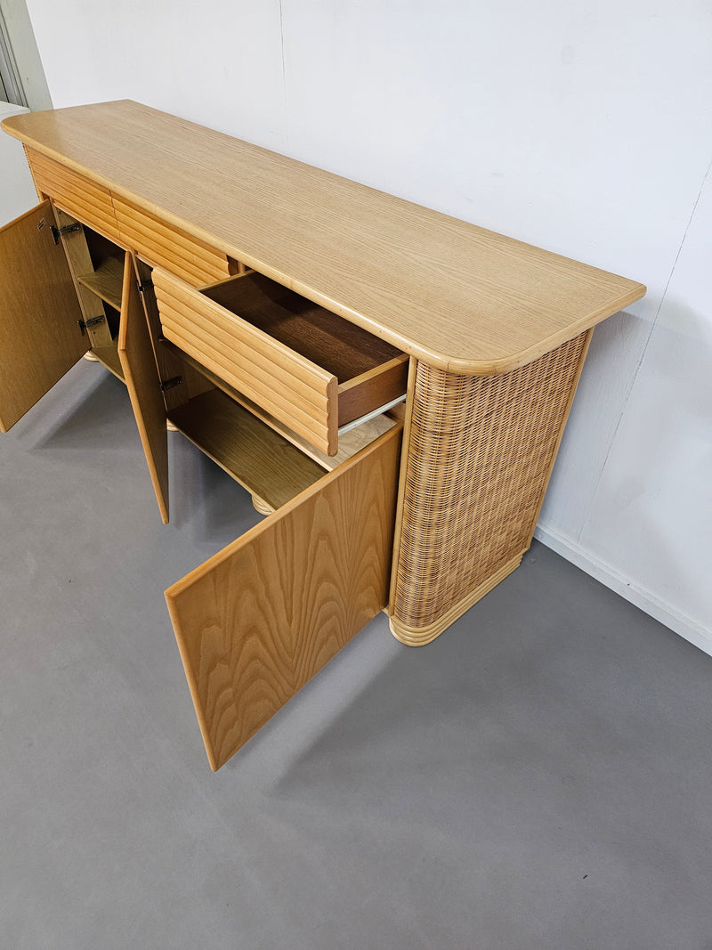 Wood / bamboo / rattan / sideboard Roberti Rattan / 1970s
Stunning condition