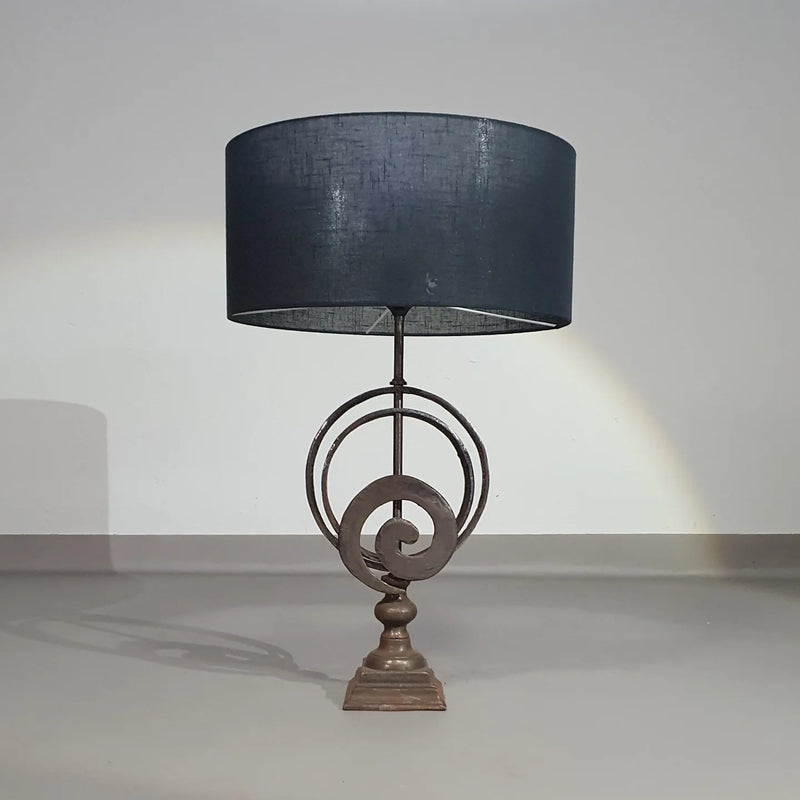 Brutalist lamp
Height 75
Width 50 cm