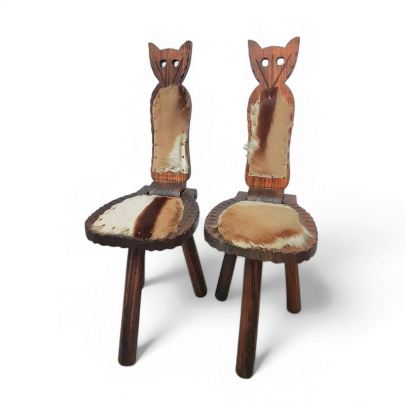 Brutalist cow hide cat tripod chairs / labeled made in Spain foldable backrest 1960s