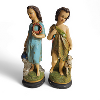 2 gipsen heiligenfiguren
 Sint Janneke / Johannes de Babtist
 Jonge Jezus
 Nederlandse oorsprong / jaren 50