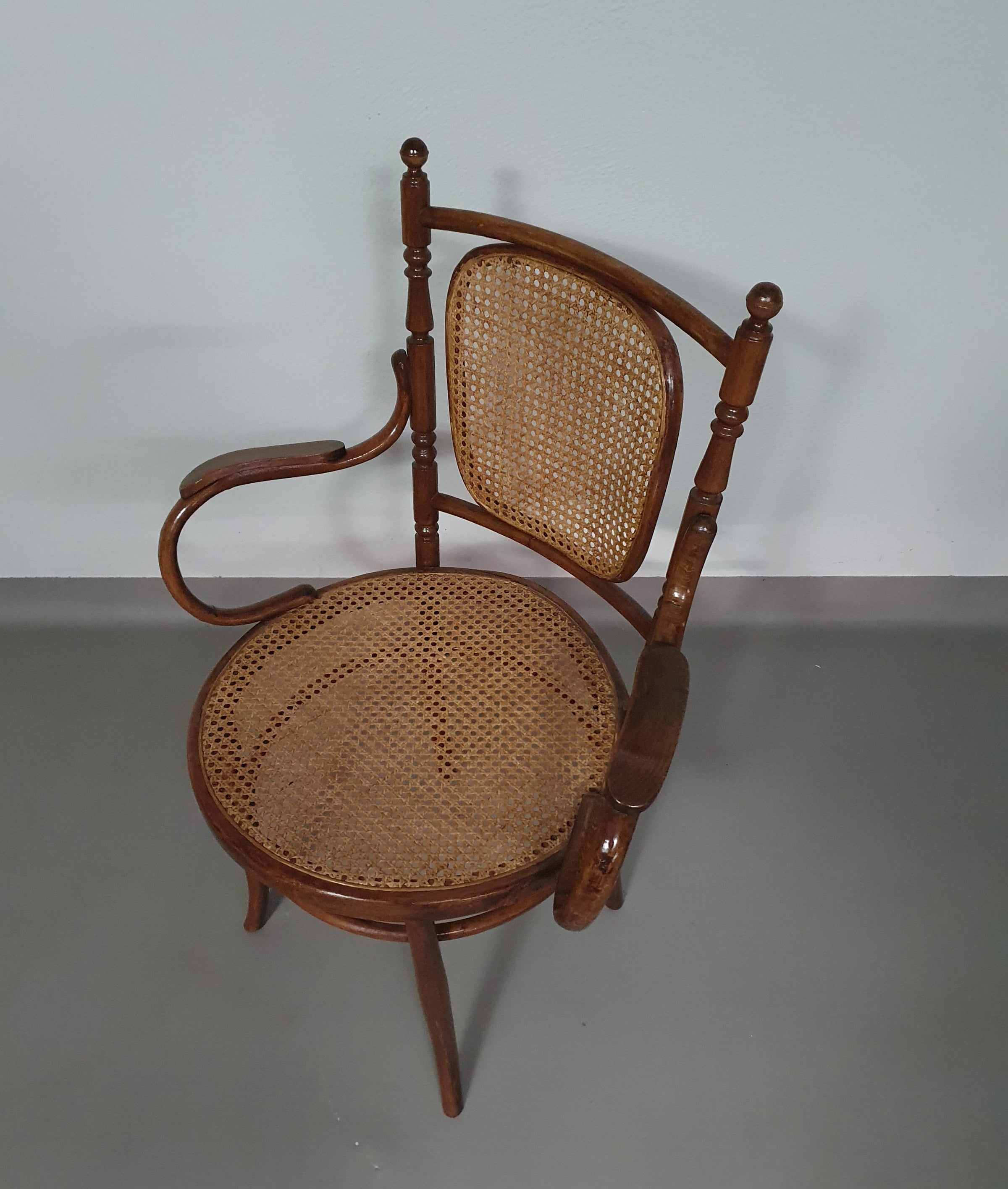 Rare Thonet Arm Chair / 1920's