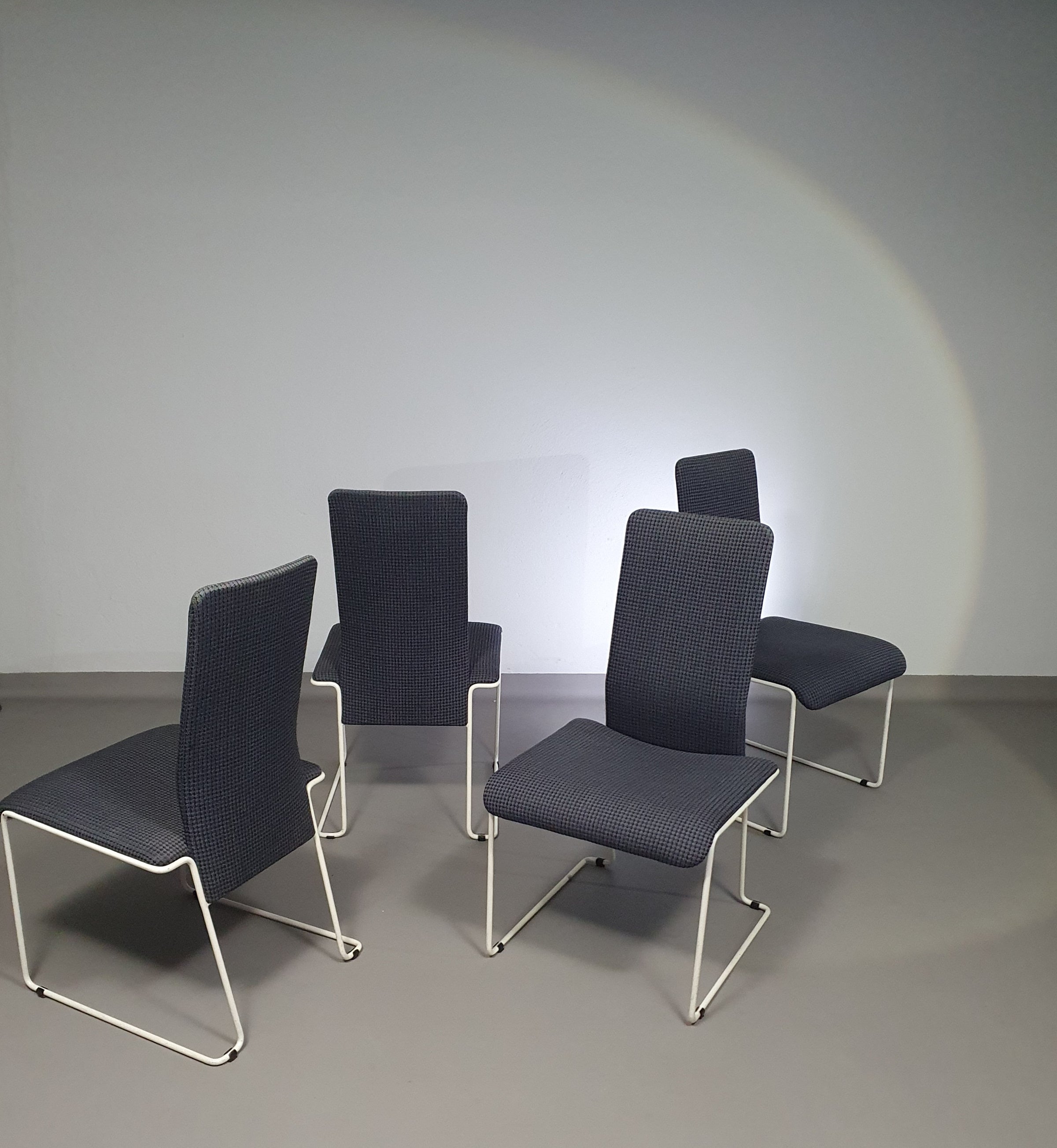 Walter antonis chairs for Henny de Jong.